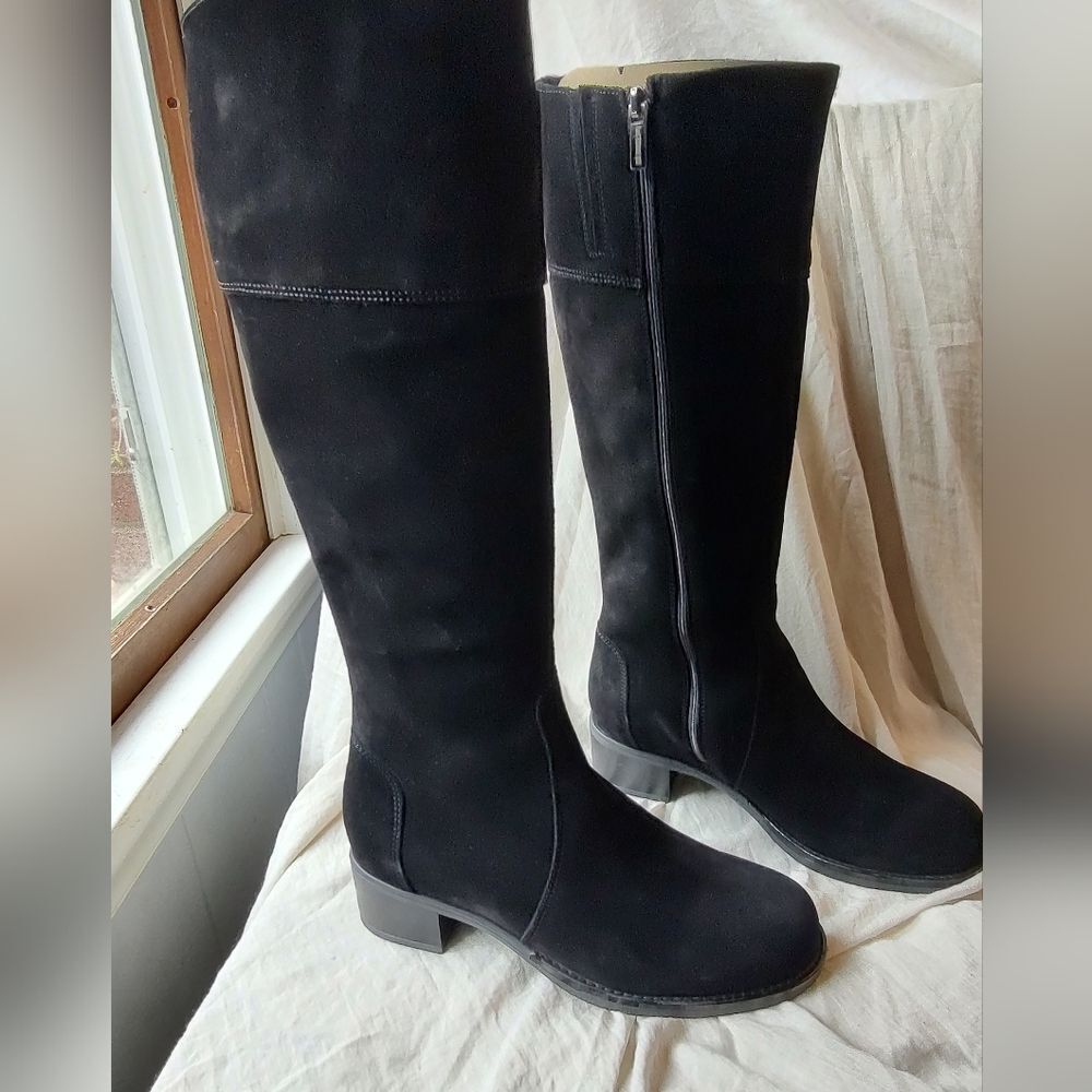 La Canadienne Black Suede Riding Boots Womens 6 Wide Waterproof Quiet Luxury NWT - Picture 4 of 10
